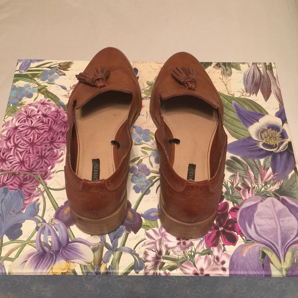 Shoes - Picture 4 of 4
